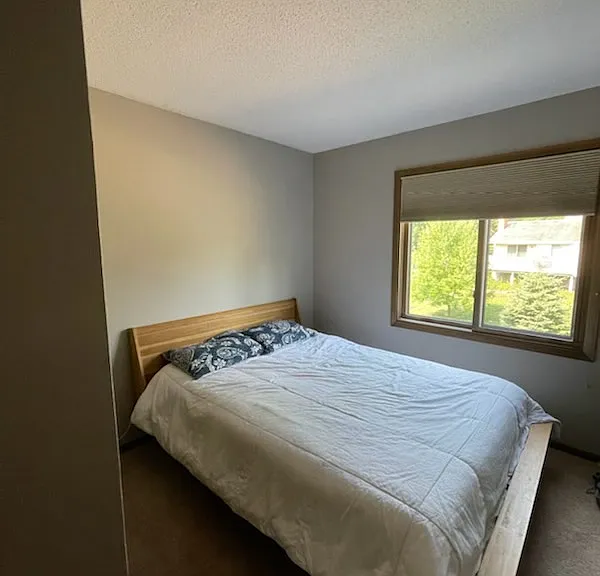 939 Sherwood Rd — Photo 10