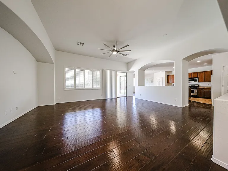 445 W Seagull Dr — Photo 5