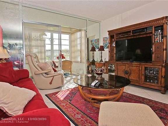 3rd image of 4800 NW 35th St APT 404