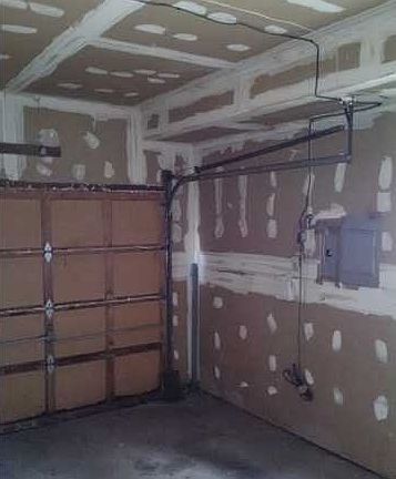 3rd image of 581 Stewart Ave
