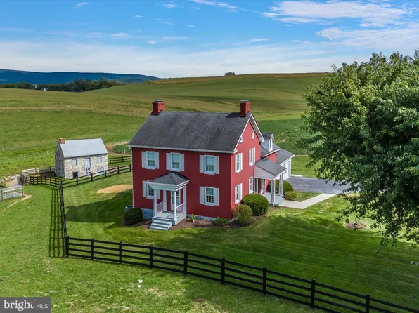 8246 Deb Ln, Boonsboro, MD 21713