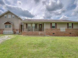 435 Easley Dr, Kingsport, TN 37664