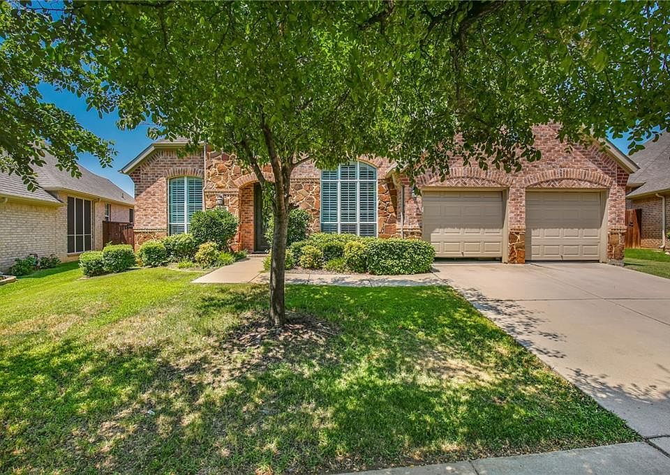 2nd image of 9617 Lacey Ln