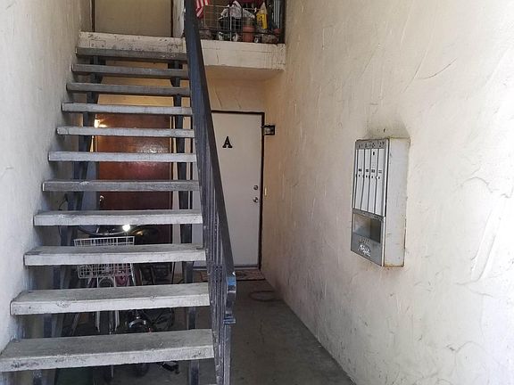 5th image of 1271 Murray Ave APT A