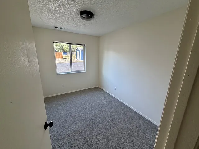 Riverbend Fourplex — Photo 3