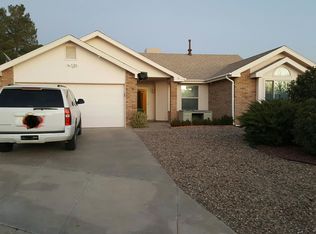 12 Aspen Ter, Los Lunas, NM 87031
