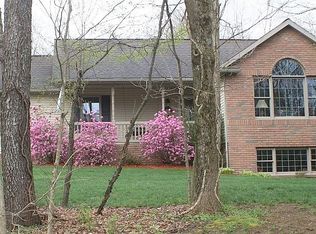 970 Kingsway Cir, Howard, OH 43028