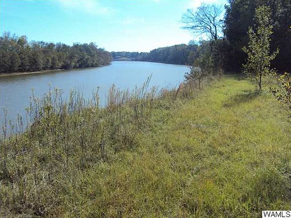3rd image of 44 Riverbend Road