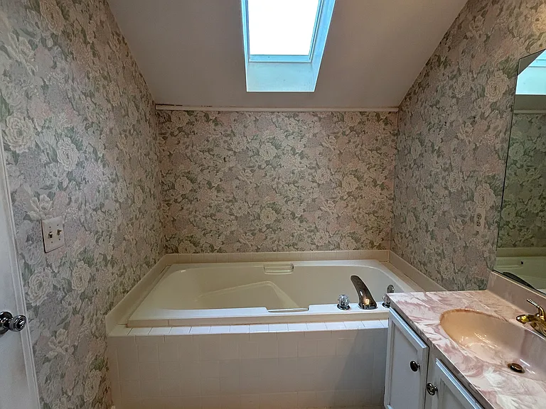 137 Woods End — Photo 10