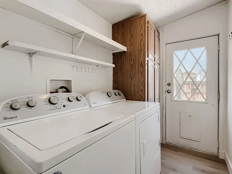 6105 Berthelot Ln — Photo 16