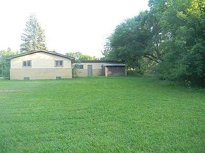271 Bloomfield Blvd — Photo 1
