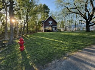 14 Leonard Ln, Holbrook, MA 02343