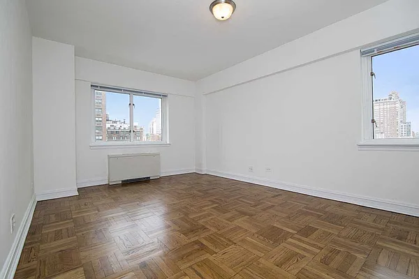 Rented by Town Residential | media 23