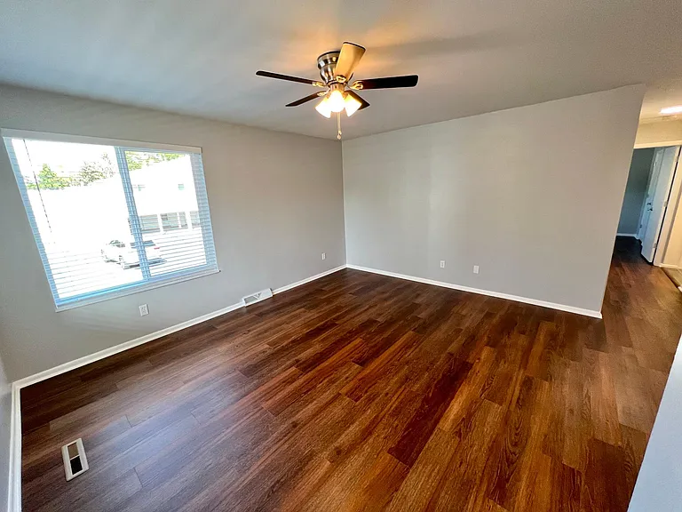 7931 Chase Cir #180 — Photo 11