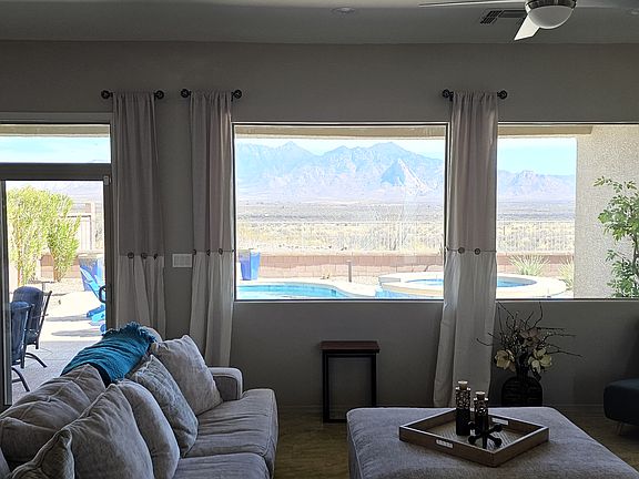 Stunning view of Sana Rita Mountains.