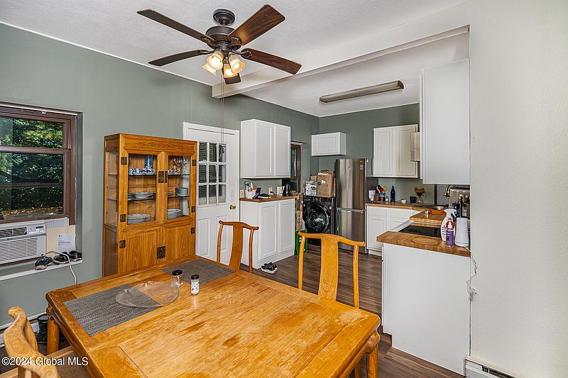 3rd image of 339A Madison Avenue