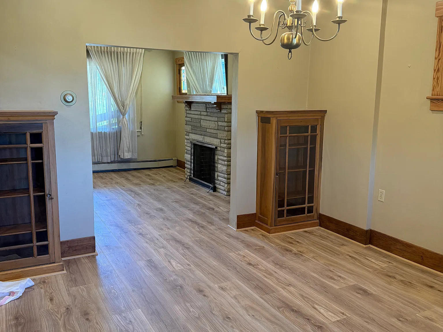 3 bed, 1.5 bath, 1452 sqft, $1,750 — Photo 3