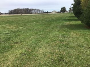 10960 Miller Rd, Swanton, OH 43558