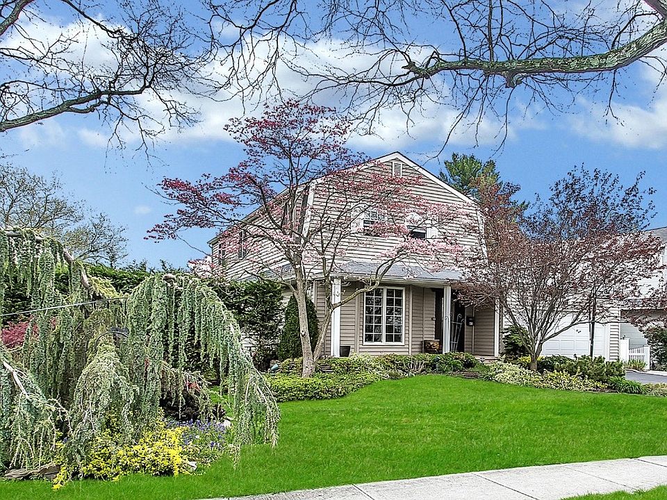 1st image of 85 Croyden Ct