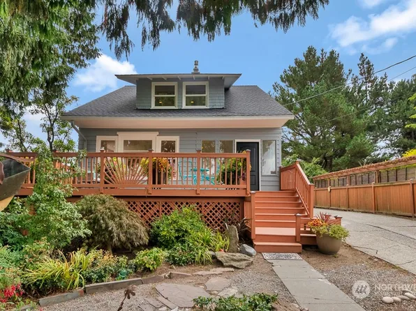 4710 43rd Avenue S, Seattle, WA 98118