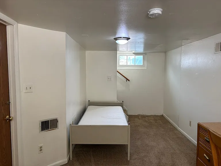 524 S Forest Ave — Photo 34