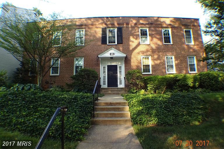 1st image of 623 Azalea Dr APT 3