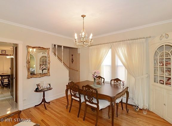 4th image of 4832 N Melvina Ave
