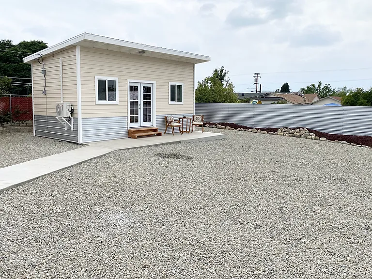 1391 Tourmaline Ave — Photo 10