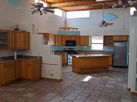 3rd image of 2386 W Quail Hollow Trl