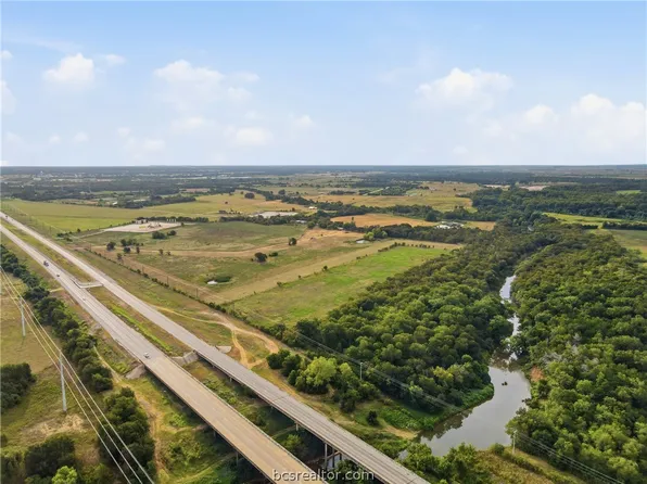 10825 W State Highway 21, Bryan, TX 77807