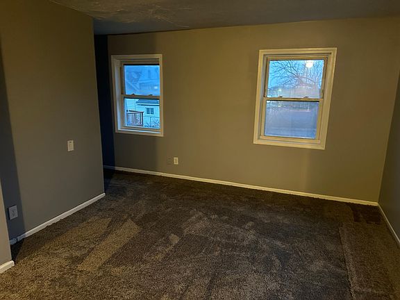 4th image of 739 Harriet Ave #3