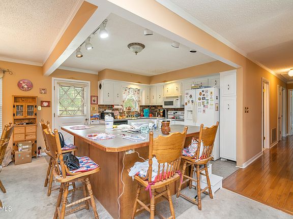 5th image of 339 Eldorado Cir