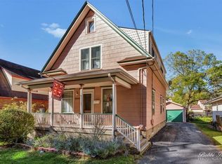 1030 Bellevue Ave, Elgin, IL 60120