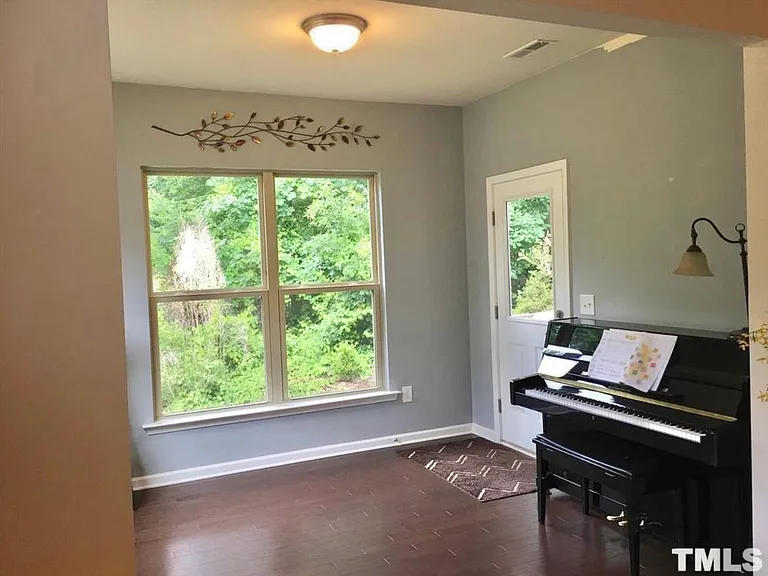 1284 Magnolia Row Trl — Photo 16