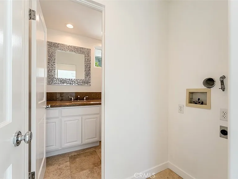 2830 2nd Ave — Photo 15