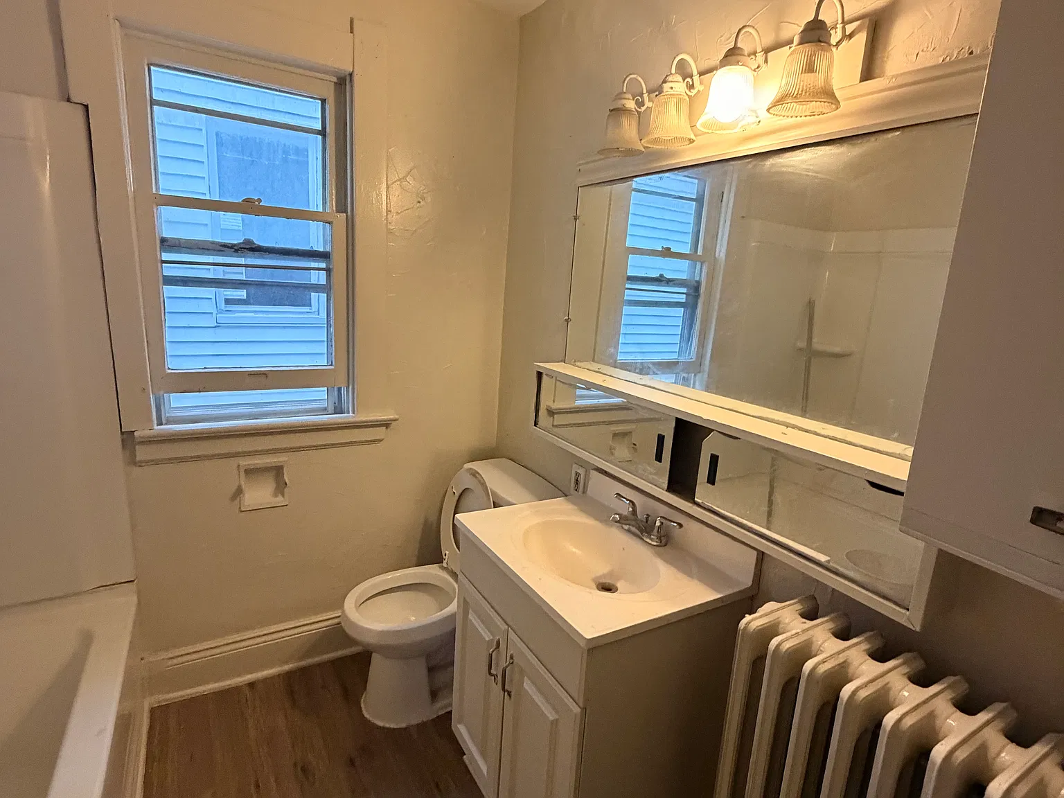 2 bed, 1200 sqft, $950 — Photo 4