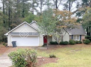 115 Silver Springs Dr, Fayetteville, GA 30214