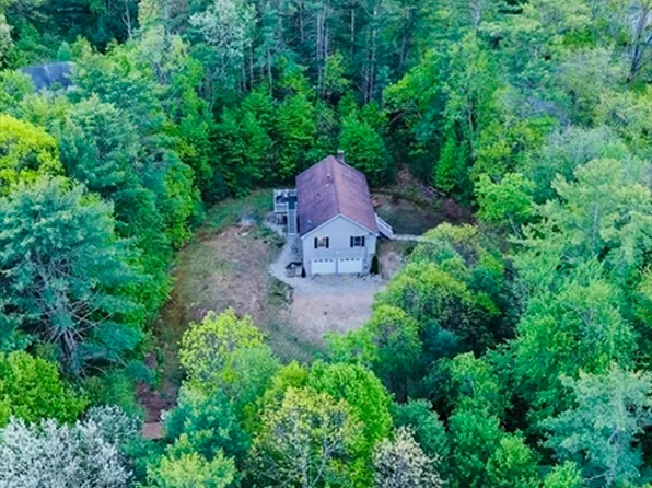 276 New Sherborn Rd, Athol, MA 01331