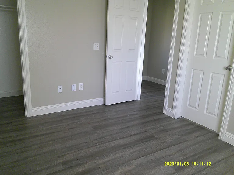 Master Bedroom & Master Bathroom - Upstairs- 3 Bed 2.5 Bath Townhome