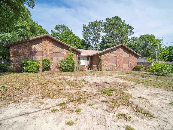 2nd image of 7906 Charter Oaks Dr