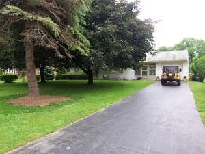 1st image of 2769 Woodland Dr