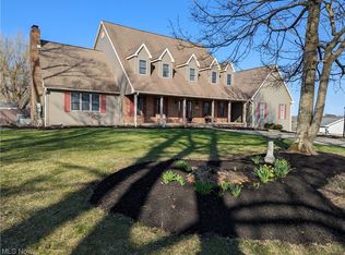 47677 Watson Rd, Saint Clairsville, OH 43950