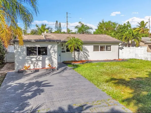 29 SE 8th St, Dania, FL 33004