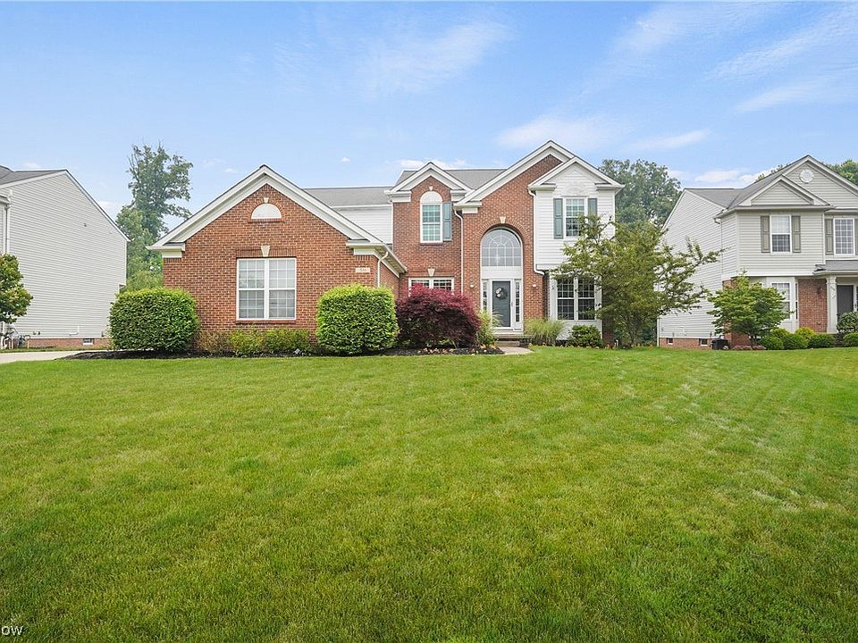 1st image of 511 Cornell Dr