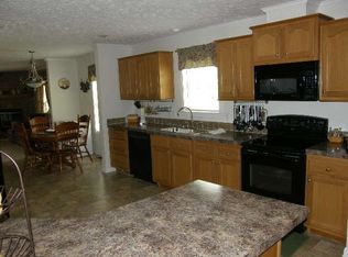 3260 Old Burning Fork Rd, Salyersville, KY 41465