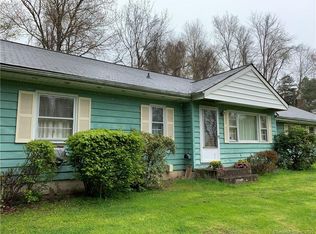 135 Poverty Hollow Rd, Newtown, CT 06470