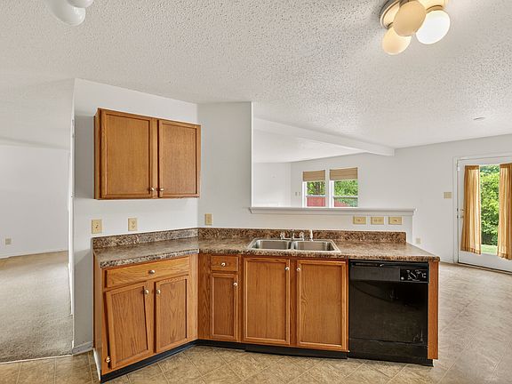 4th image of 11440 Presidio Dr