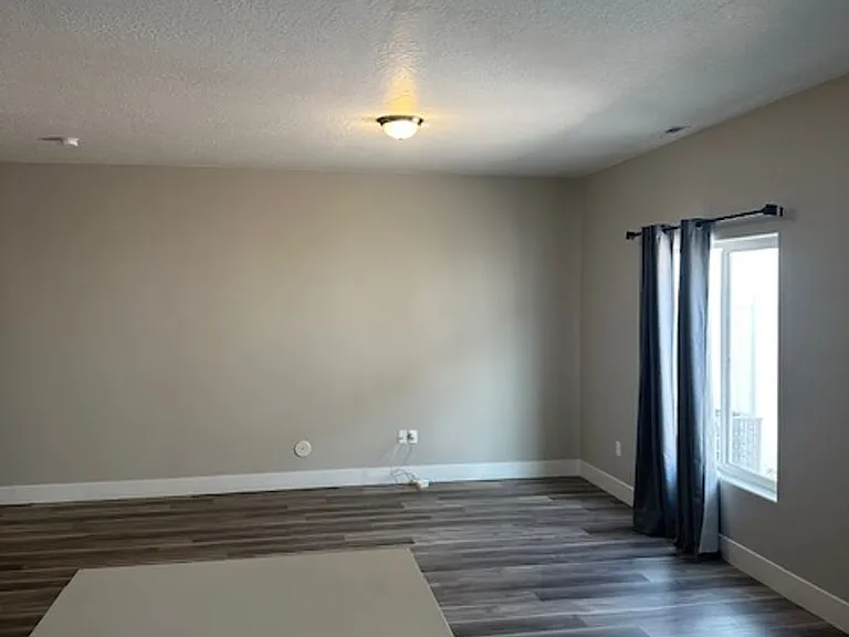 1601 Quartz Dr #D — Photo 6