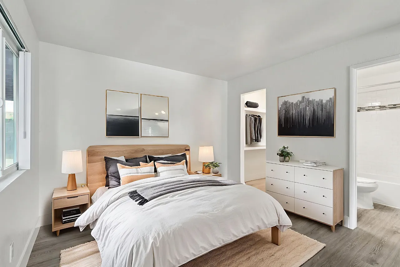 Copper Canyon Apartments — Photo 4