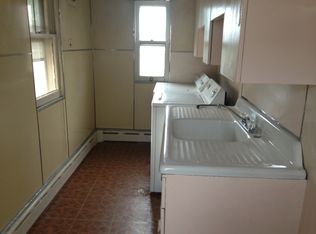 641 Saude Ave, Essington, PA 19029